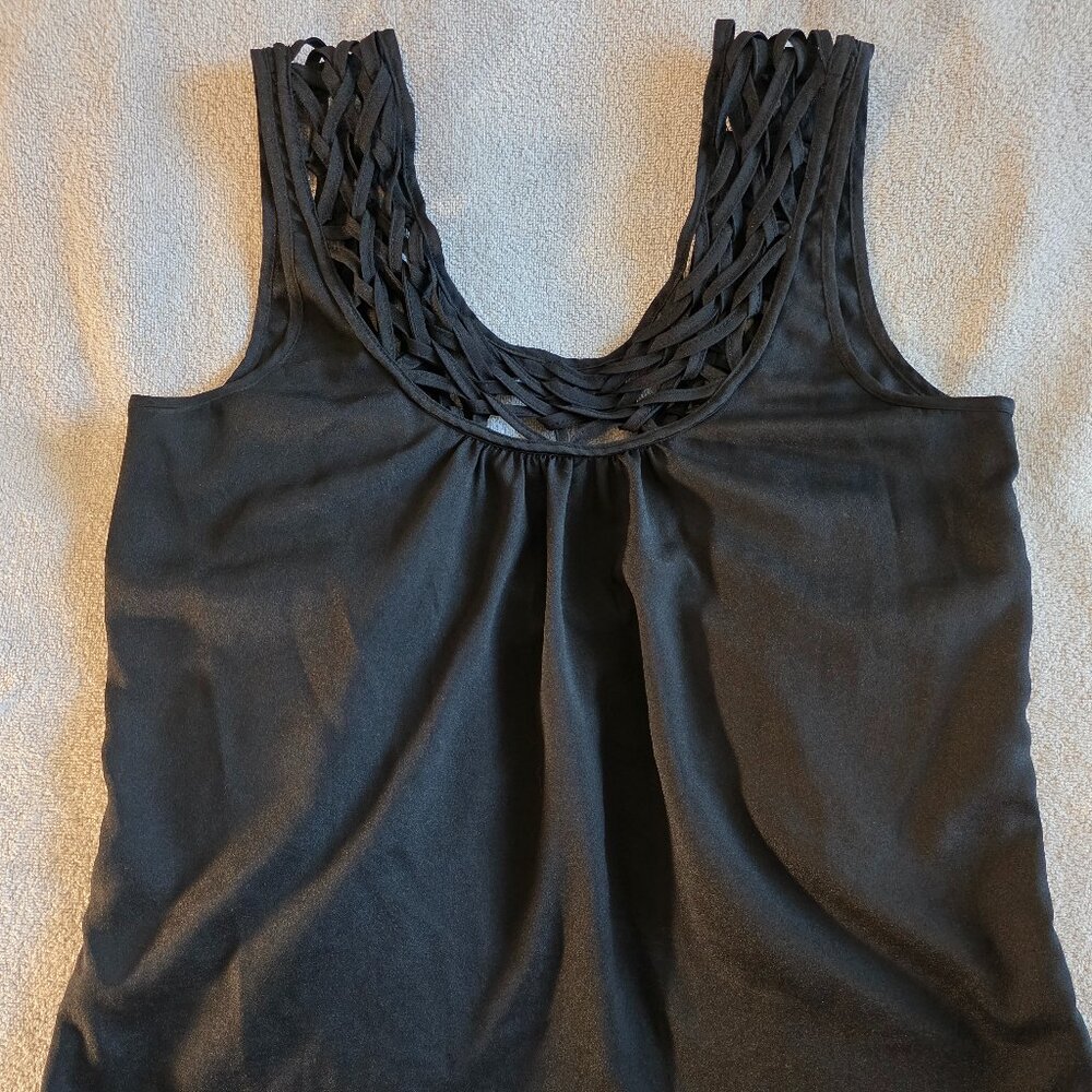 Black tank top with braided collar, Size M, Naked Zebra